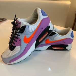Nike Air Max 90 size 8
